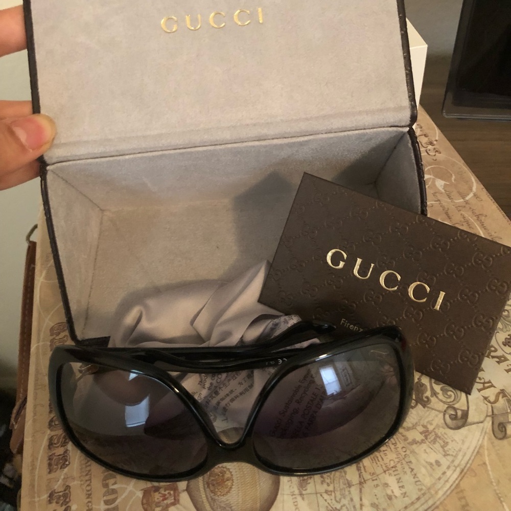 Gucci sunglasses